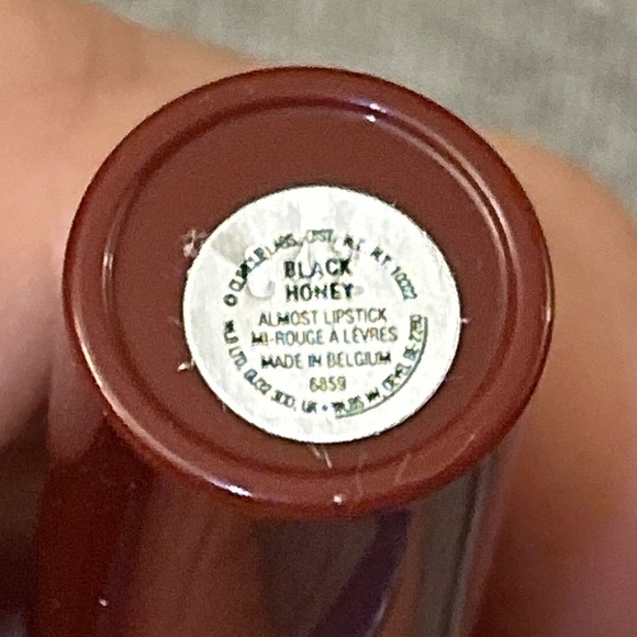 CLINIQUE Almost Lipstick in Black Honey (mini) - Picture 6 of 6